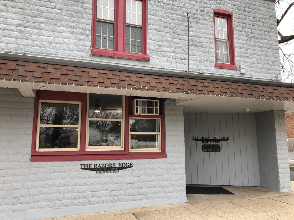 The Razors Edge Hair Studio St Louis MI